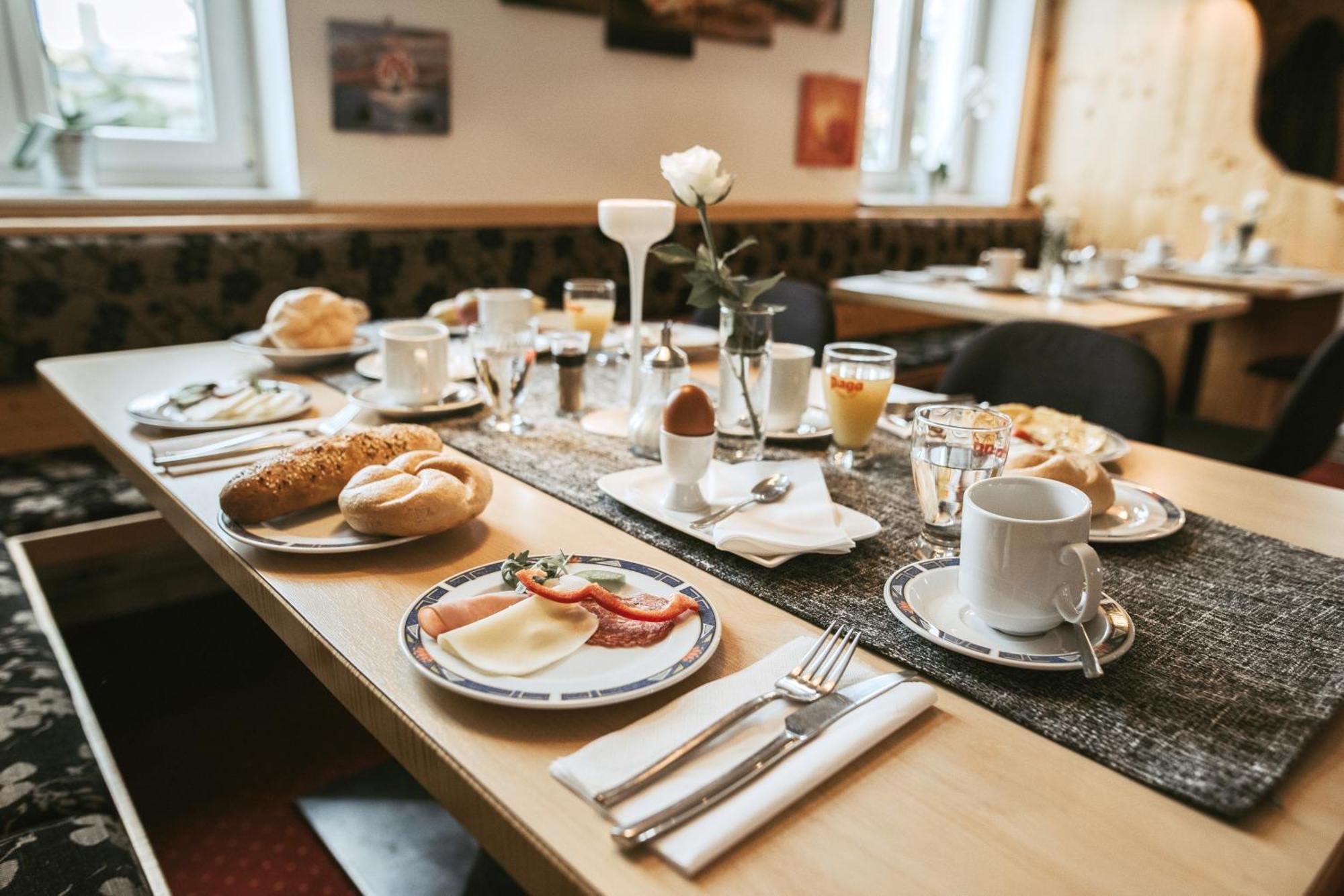 Restaurant Gaestehaus Feldkirchen Feldkirchen bei Graz Eksteriør bilde